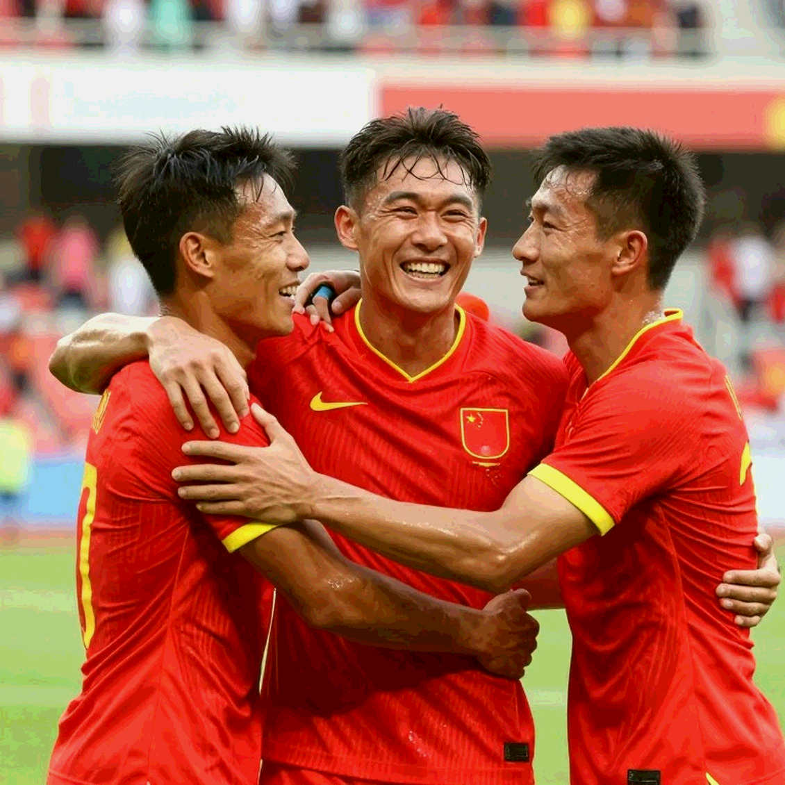 Hưng Yên FC bước vào V.League 2026/27 với tham vọng top 3: Huấn luyện viên Bùi Đoàn Quang Huy và chủ sở hữu tỷ phú Đặng Thành Tâm dẫn dắt đội bóng mới Hưng Yên FC bước vào V.League 2026/27 với tham vọng top 3: Huấn luyện viên Bùi Đoàn Quang Huy và chủ sở hữu tỷ phú Đặng Thành Tâm dẫn dắt đội bóng mới
