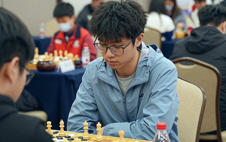 Quân cờ Scandinavia và cái tên Carlsen đi vay