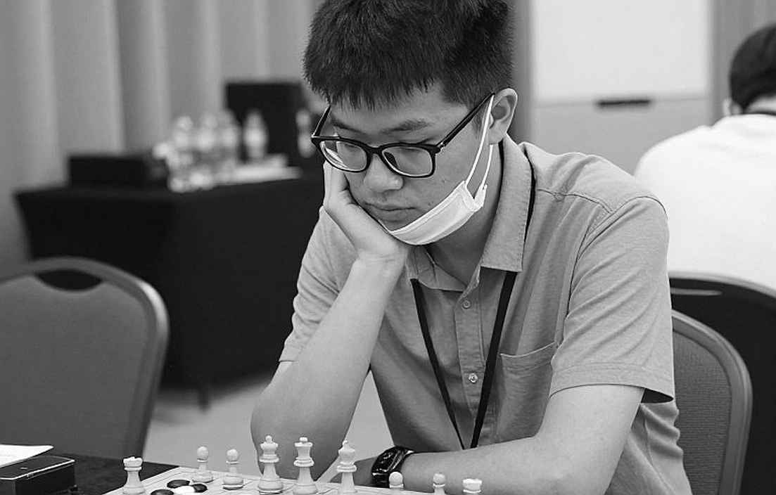 Phân tích dữ liệu: Không có thông tin cụ thể nào trong báo cáo phân tích esports