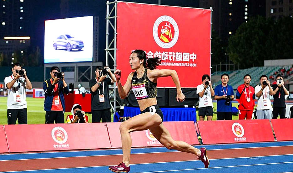 Amy Hunt bứt phá với 22.16 giây ở Diamond League Final: Phong độ đỉnh cao sau 4 vàng châu Âu