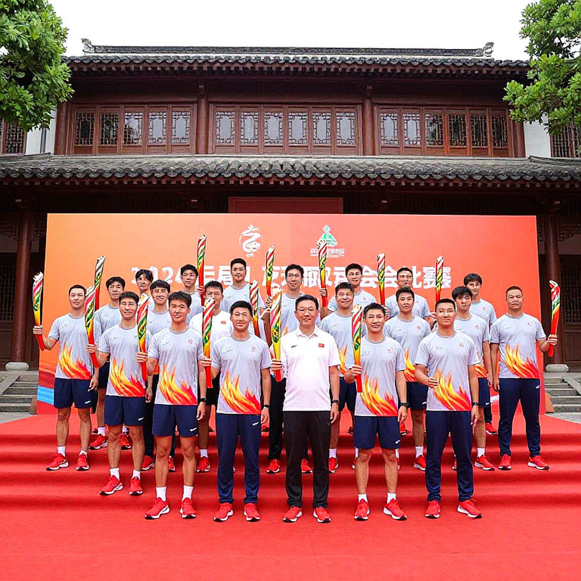 Bóng đá Việt Nam: Từ lò đào tạo đến chiến thắng lịch sử Bóng đá Việt Nam: Từ lò đào tạo đến chiến thắng lịch sử