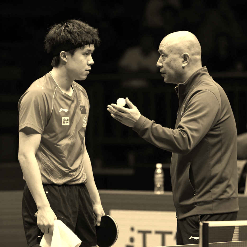 Bảy Ngày Chuẩn Bị Và Một Tấm Thẻ Đỏ Không Ai Nhìn Thấy: Văn Quyết, Hà Nội FC Và Nghệ Thuật Thoát Áp Lực